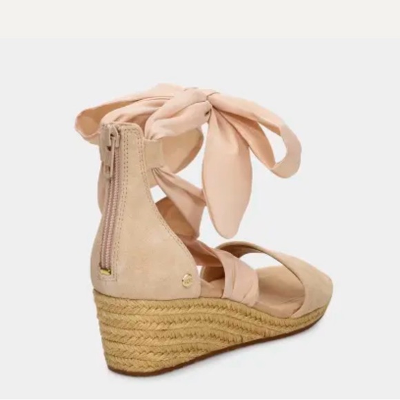 Ugg Sandals Women's 7 Beige Suede Comfort Wedge Espadrilles - Picture 2 of 10